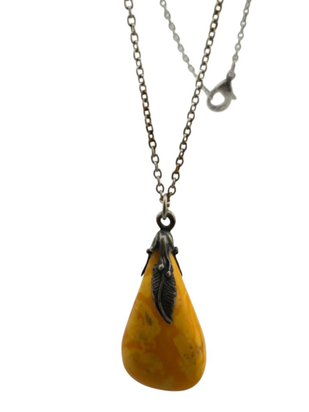 Vintage Nouveau Style Resin Pendant Necklace (A9132)